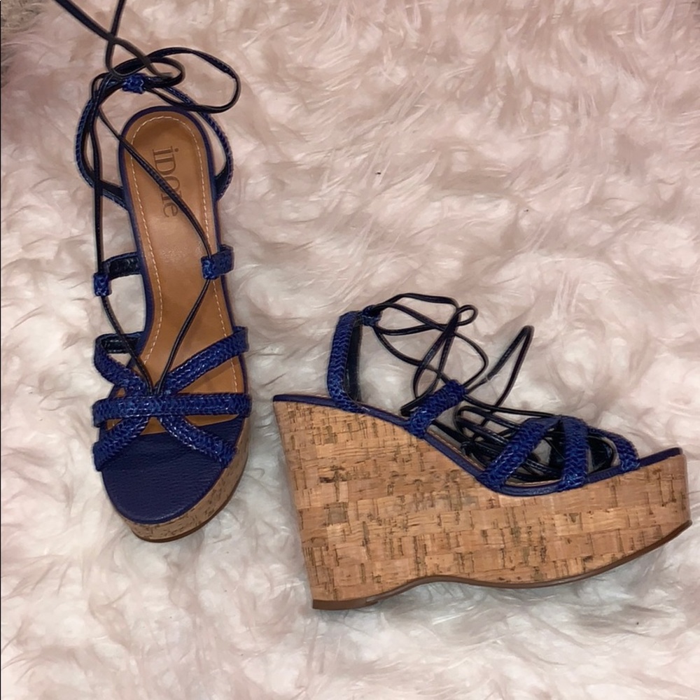 iDoré blue gladiator wedges